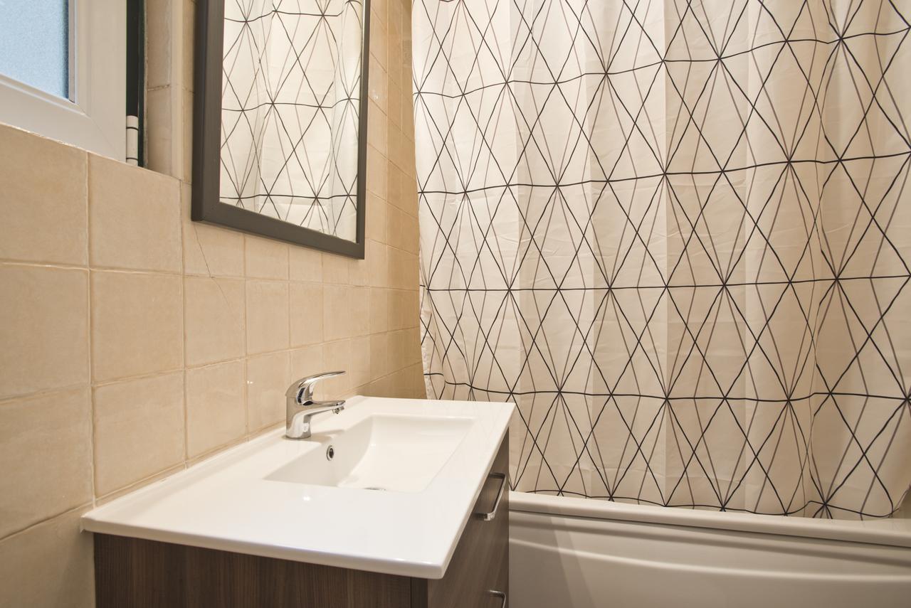 Bmyguest - Sao Bento Garage Apartment Lisbon