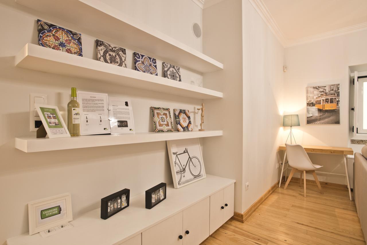 Bmyguest - Sao Bento Garage Apartment Lisbon